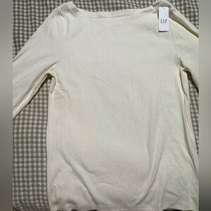 GAP Women's Long Sleeve Cream Tee NWT